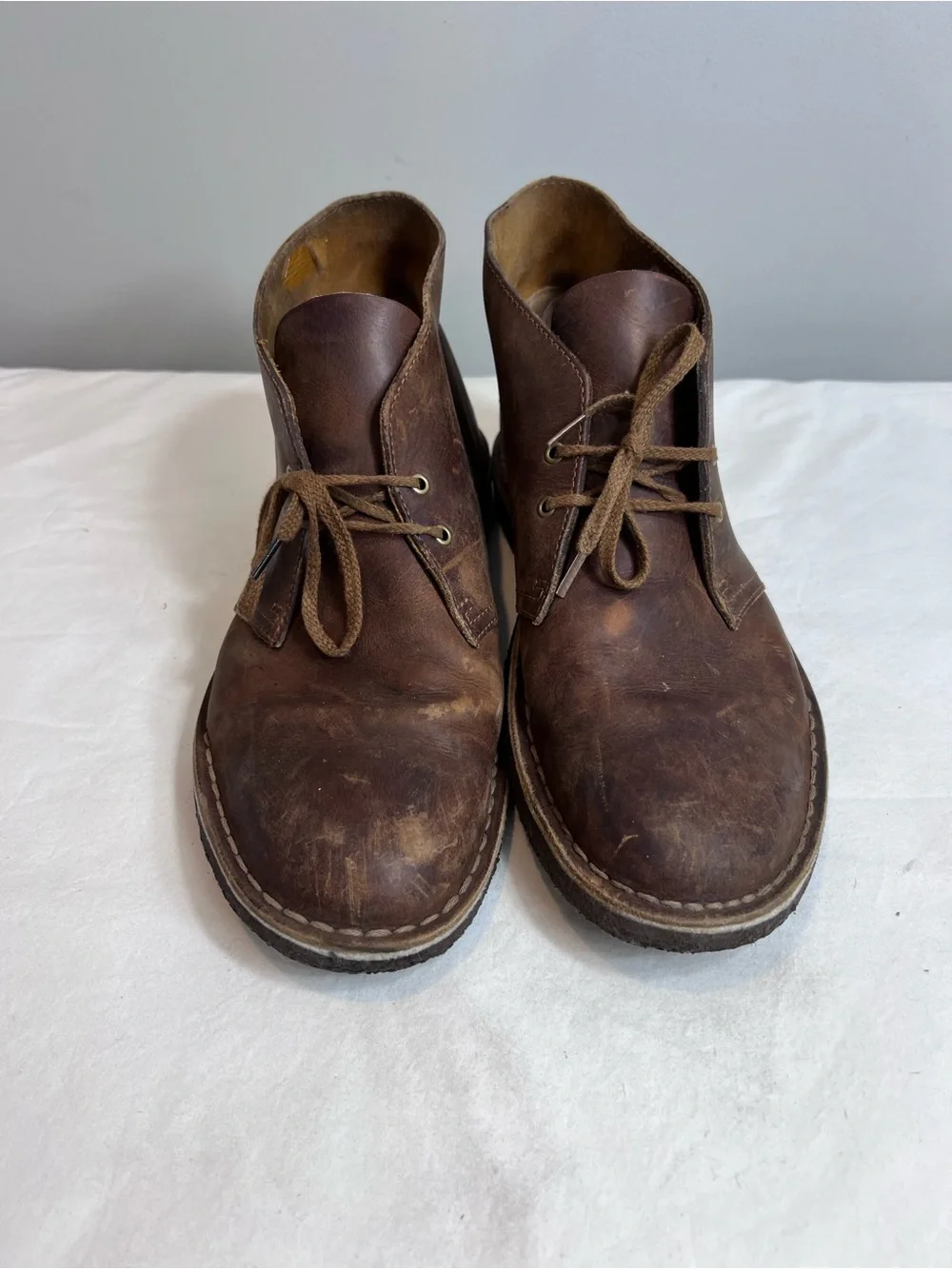 Clarks Originals Brown Oiled Leather Desert Chukka Boots. Size 11